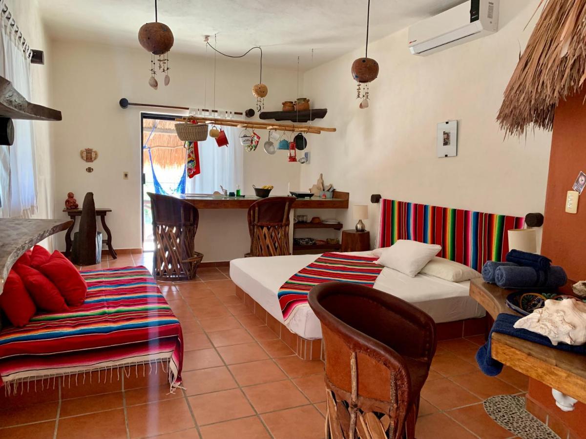 Lo Nuestro Petit Hotel Тулум Екстериор снимка