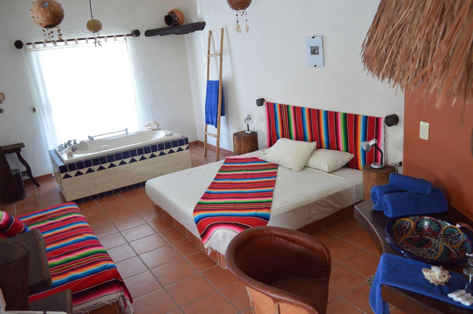 Lo Nuestro Petit Hotel Тулум Екстериор снимка