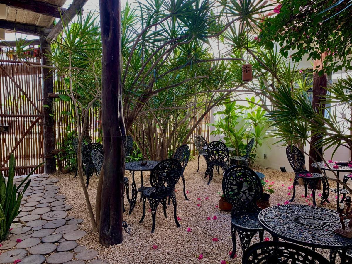 Lo Nuestro Petit Hotel Тулум Екстериор снимка